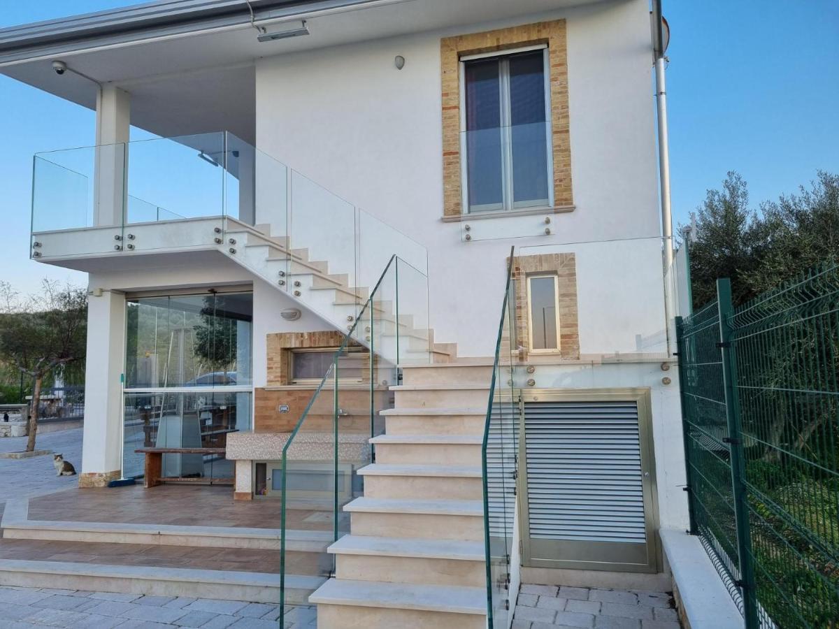 B&B San Michele Cagnano Varano Exterior photo